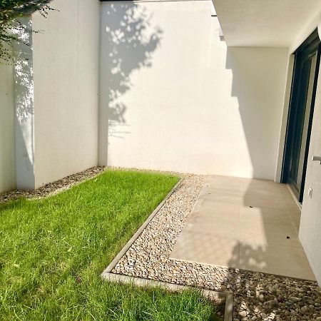شقة Garden - Free Parking - Modern فيينا المظهر الخارجي الصورة